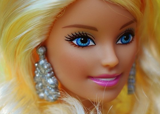 Dlaczego Superniania Dorota Zawadzka kupiła synowi Barbie?