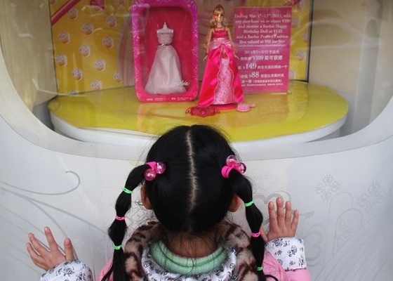 Jaki jest główny problem z kampanią Barbie "Dream Gap"?