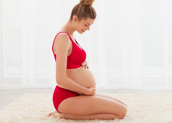10 zasad wyboru bielizny na czas ciąży i karmienia piersią